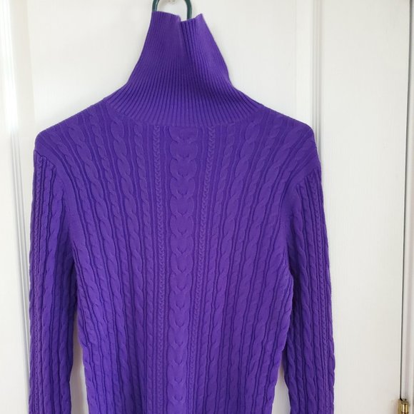 NWT Sweater - Picture 1 of 3
